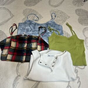 Bundle of 4 tops